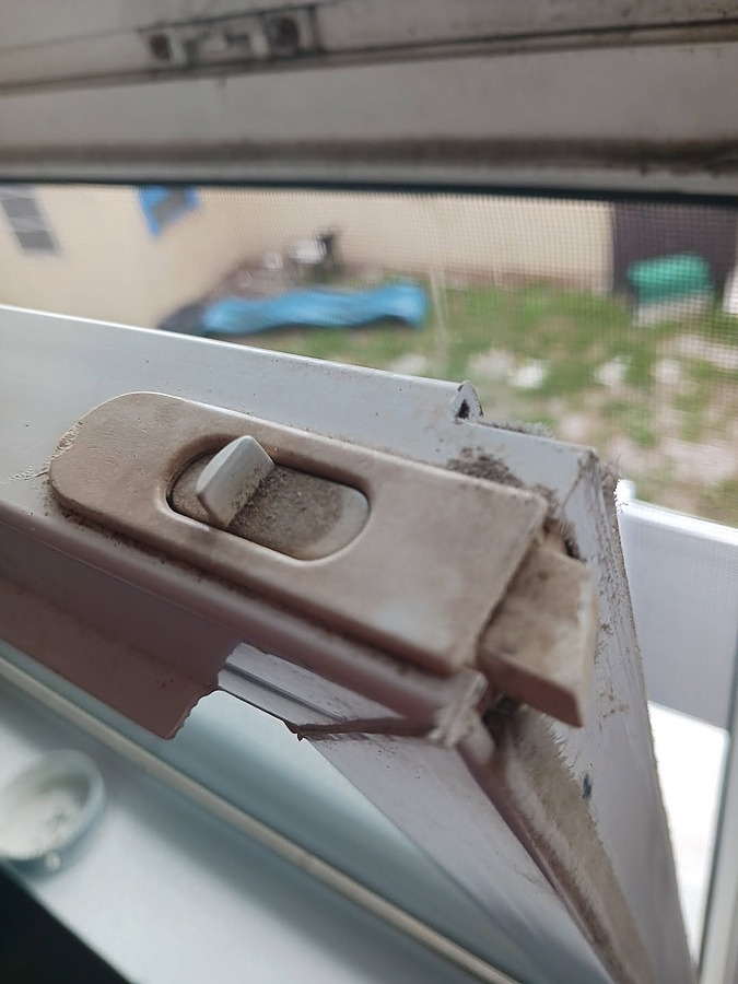 Sash Window Latch